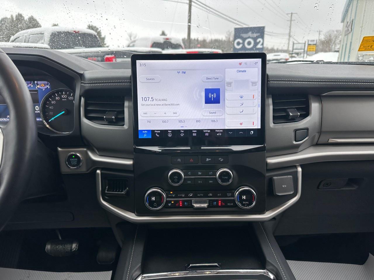 2024 Ford Expedition XLT 4X4 Photo