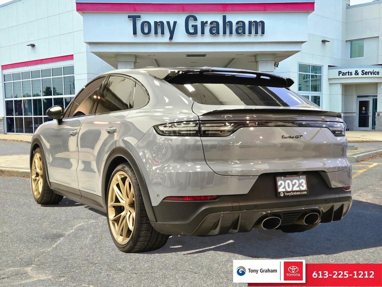 2023 Porsche Cayenne Coupe Turbo GT Photo