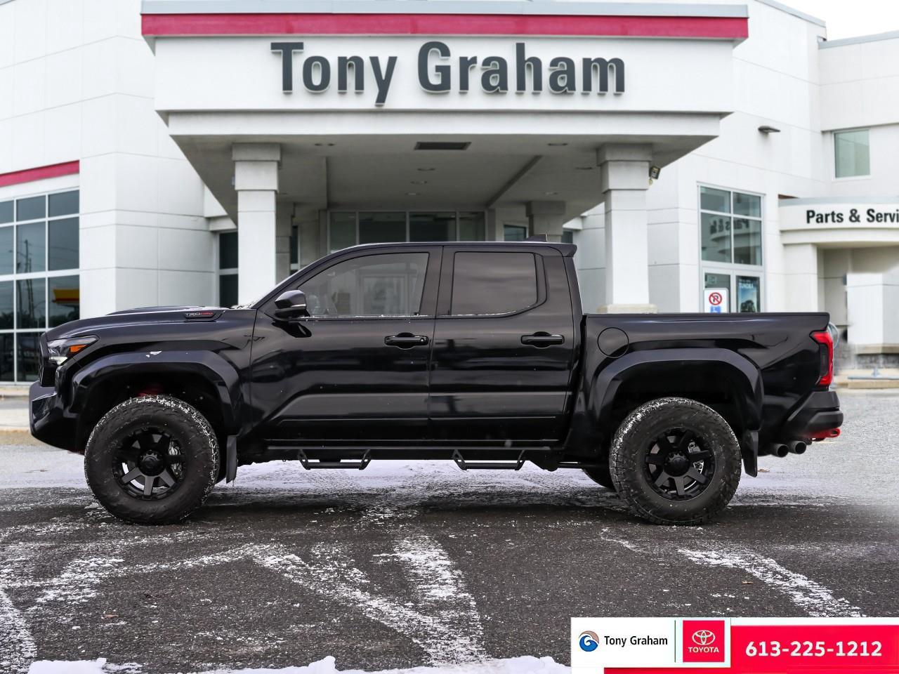 2025 Toyota TACOMA HYBRID Toyota Tacoma TRD PRO Photo