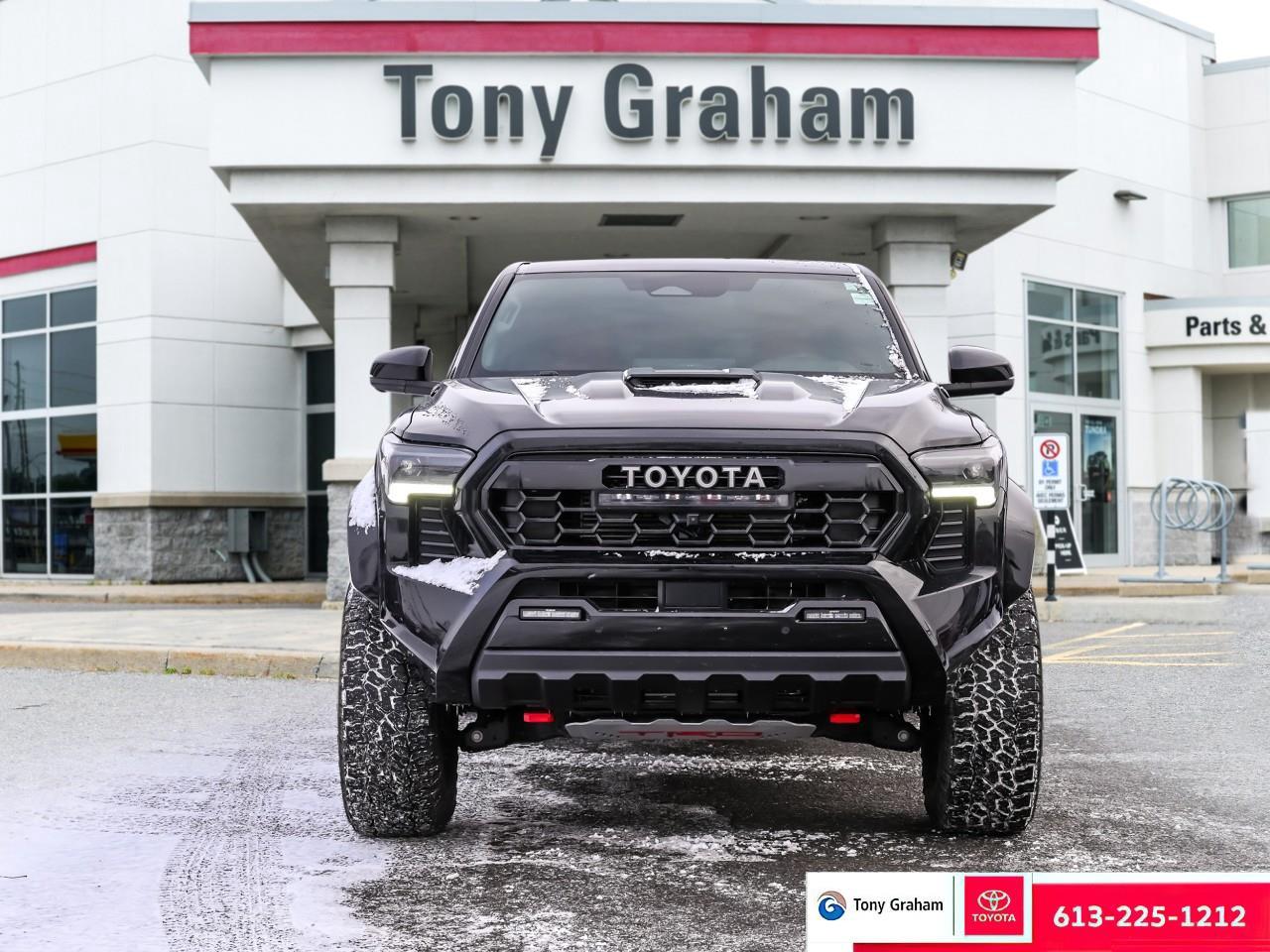 2025 Toyota TACOMA HYBRID Toyota Tacoma TRD PRO Photo