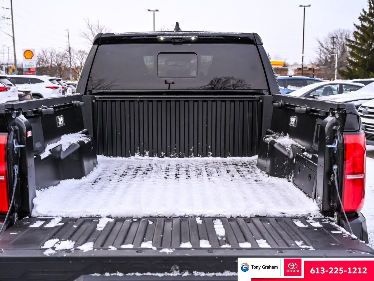 2025 Toyota TACOMA HYBRID Toyota Tacoma TRD PRO Photo