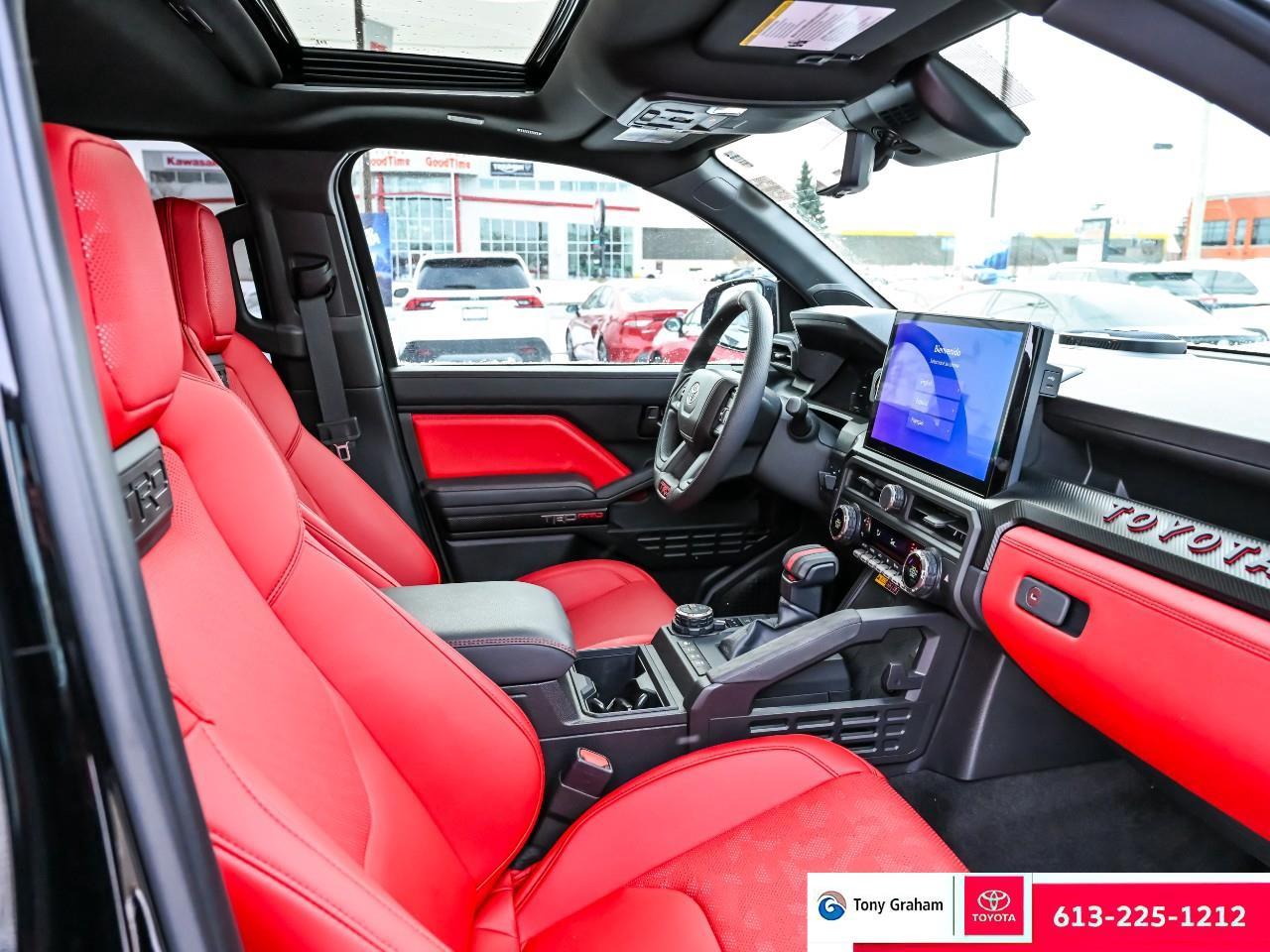 2025 Toyota TACOMA HYBRID Toyota Tacoma TRD PRO Photo