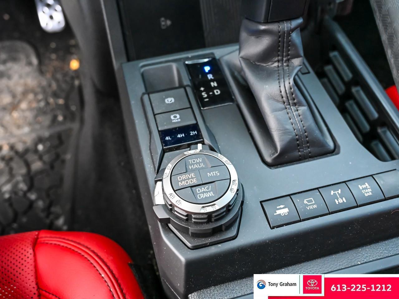 2025 Toyota TACOMA HYBRID Toyota Tacoma TRD PRO Photo