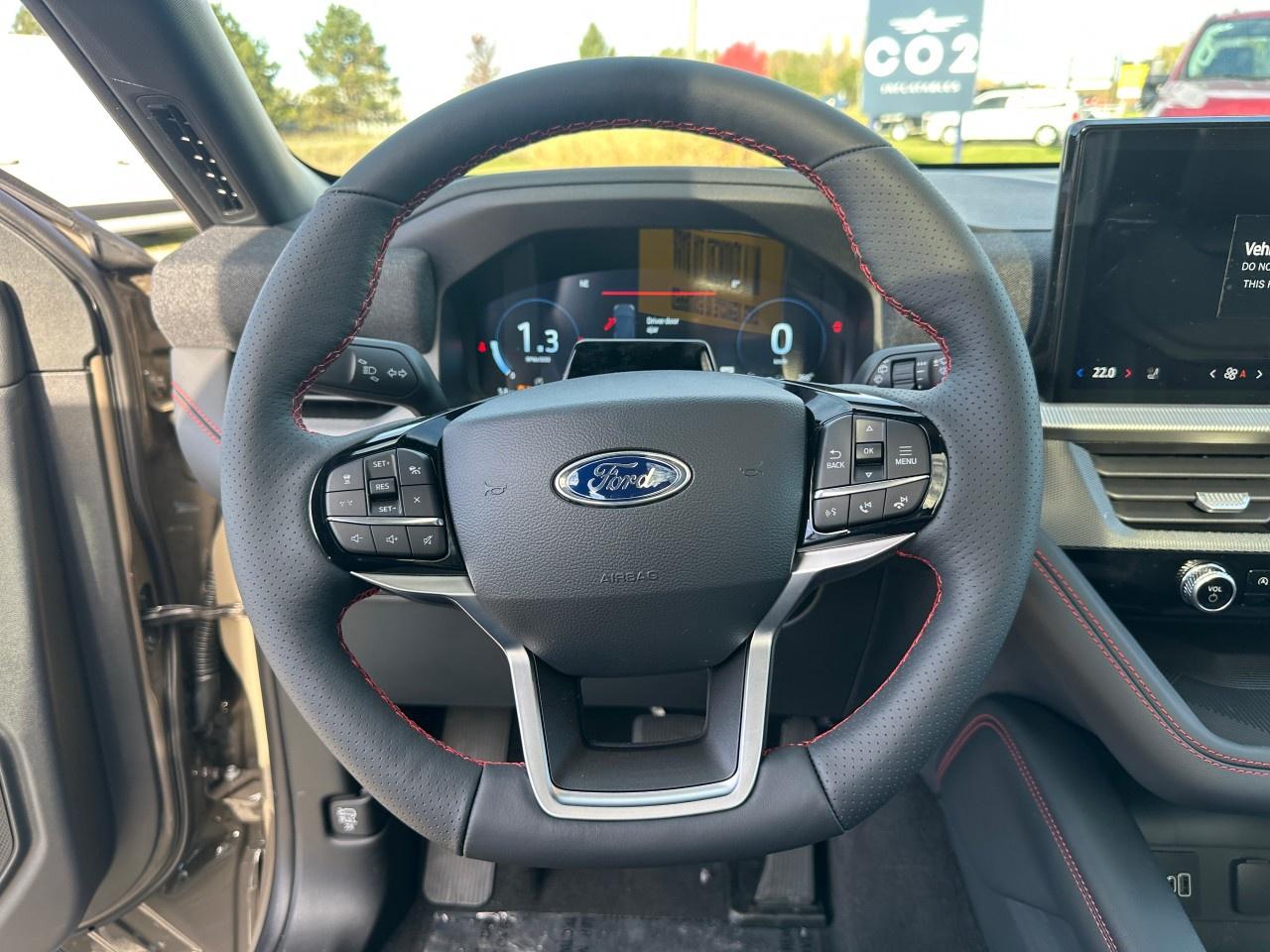 2026 Ford Explorer ST-Line 4WD Photo