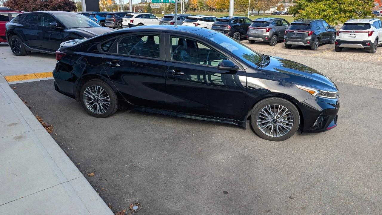 2022 Kia Forte GT-Line IVT Photo