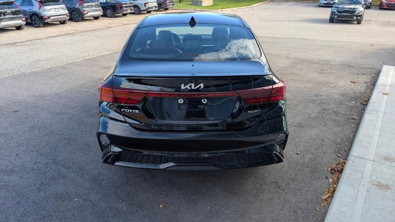 2022 Kia Forte GT-Line IVT Photo