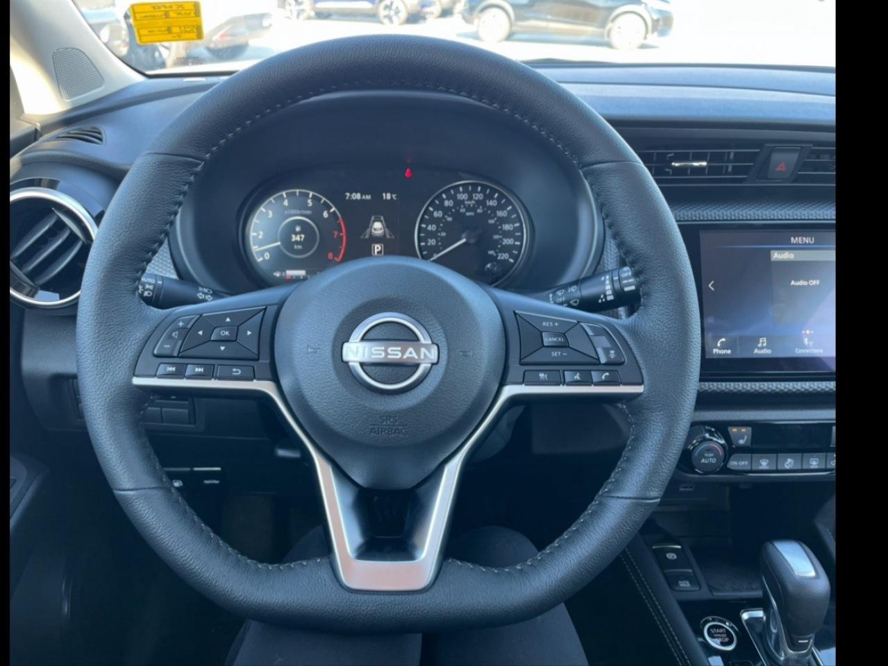 2025 Nissan Kicks Play SV FWD Photo