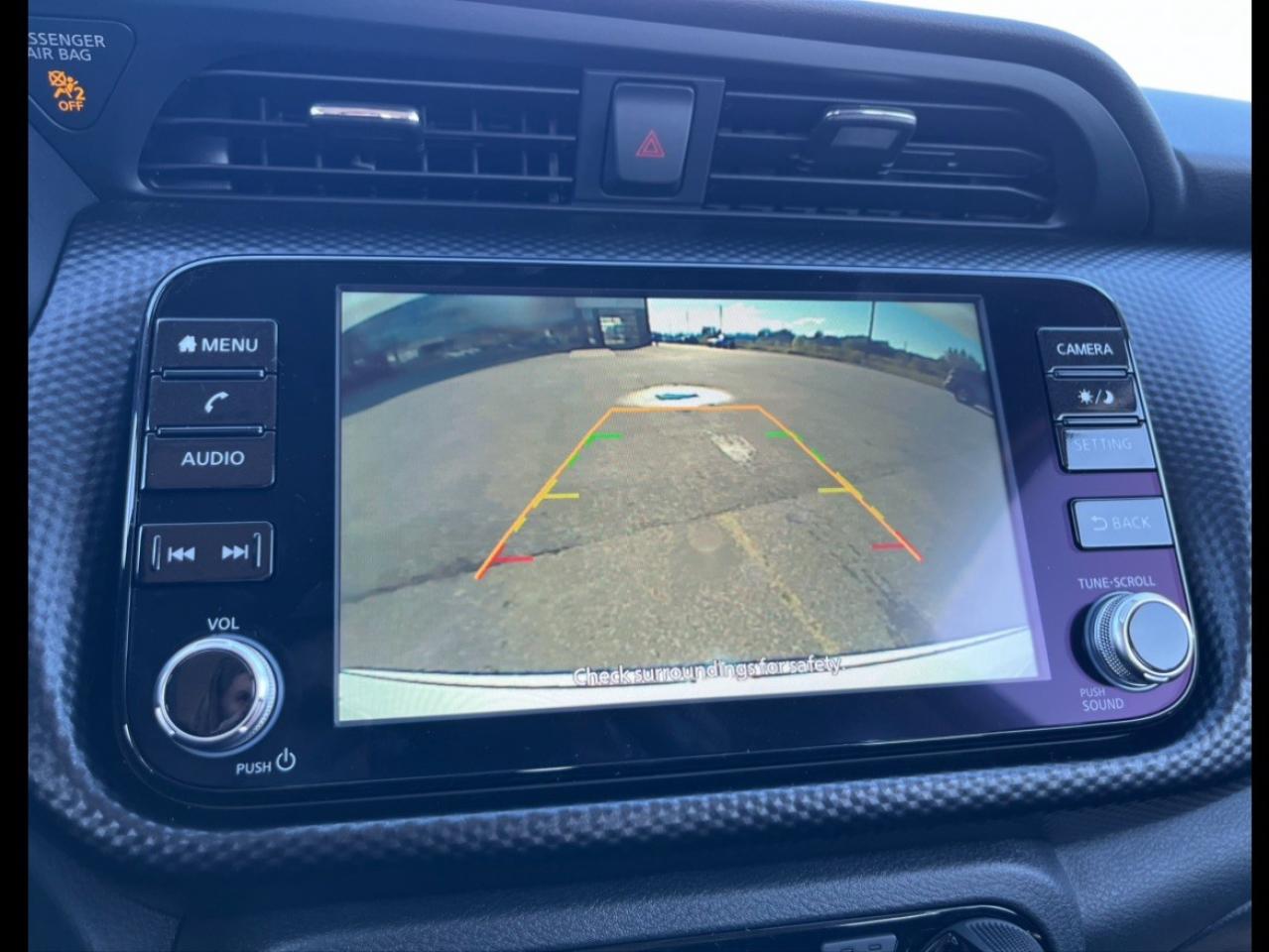 2025 Nissan Kicks Play SV FWD Photo