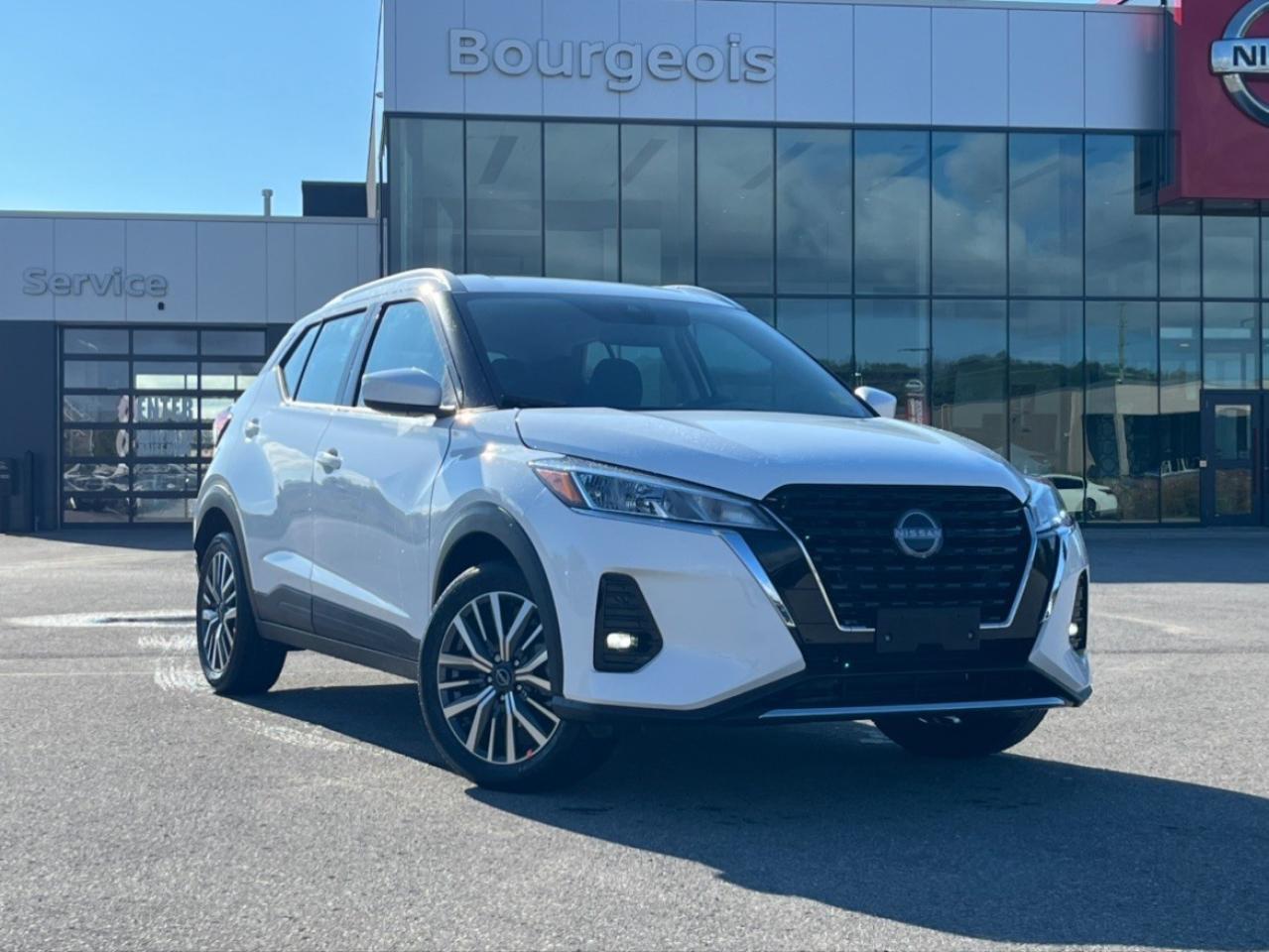 2025 Nissan Kicks Play SV FWD Photo0