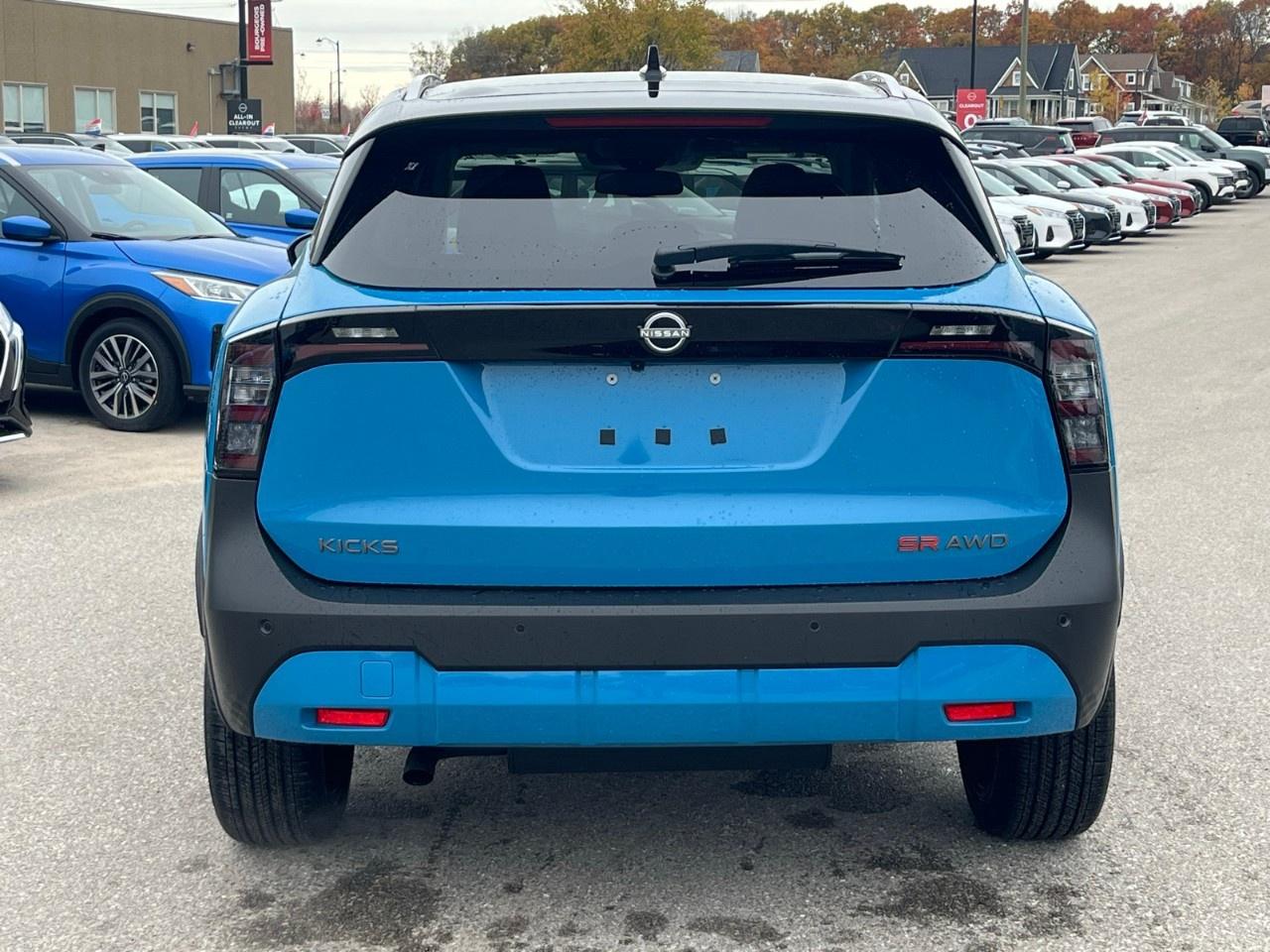 2026 Nissan Kicks SR AWD Photo