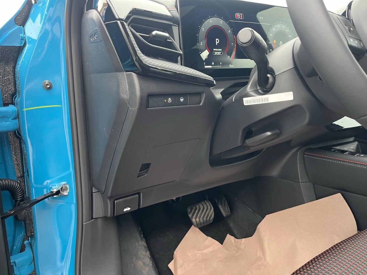 2026 Nissan Kicks SR AWD Photo