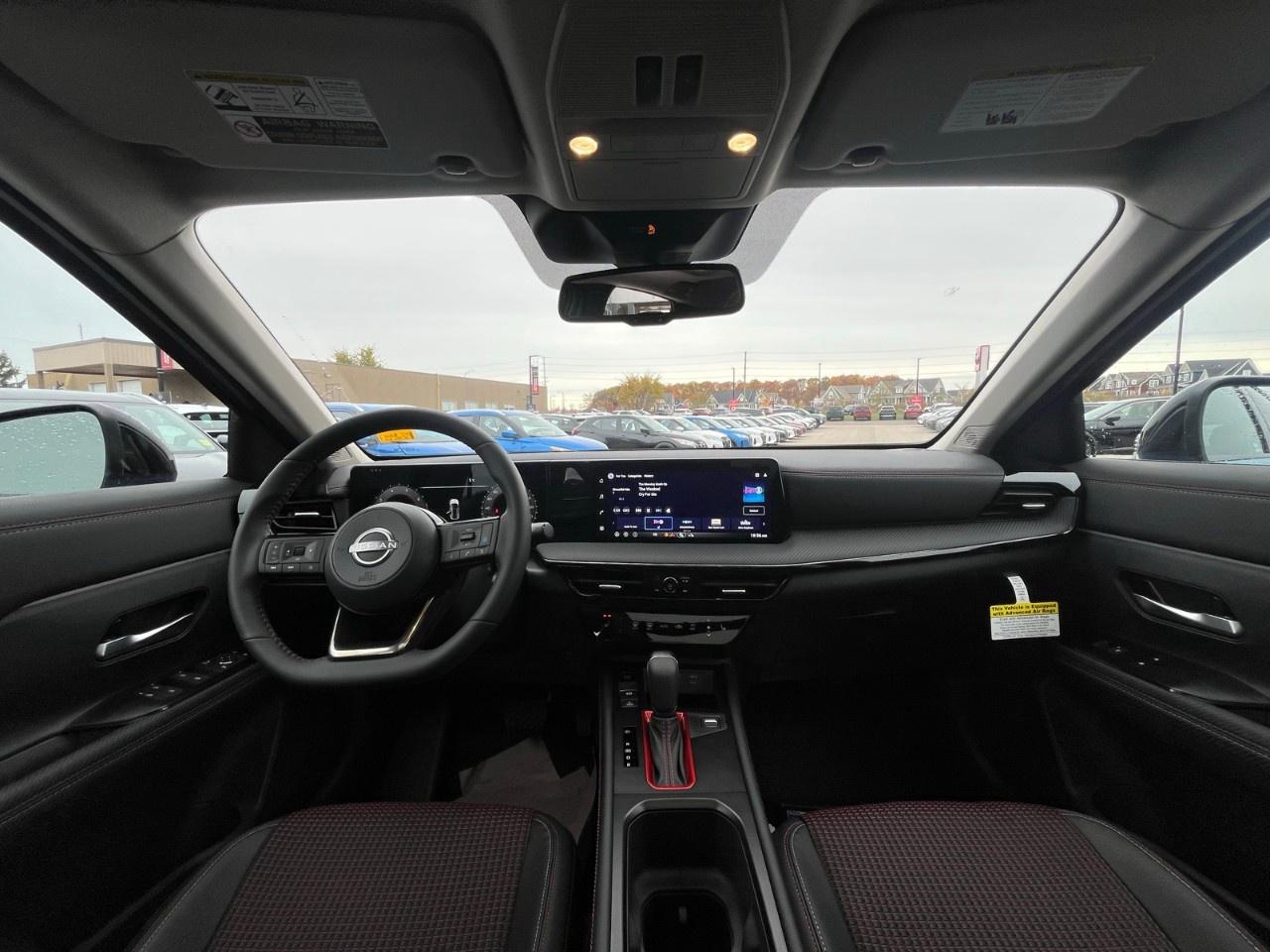 2026 Nissan Kicks SR AWD Photo