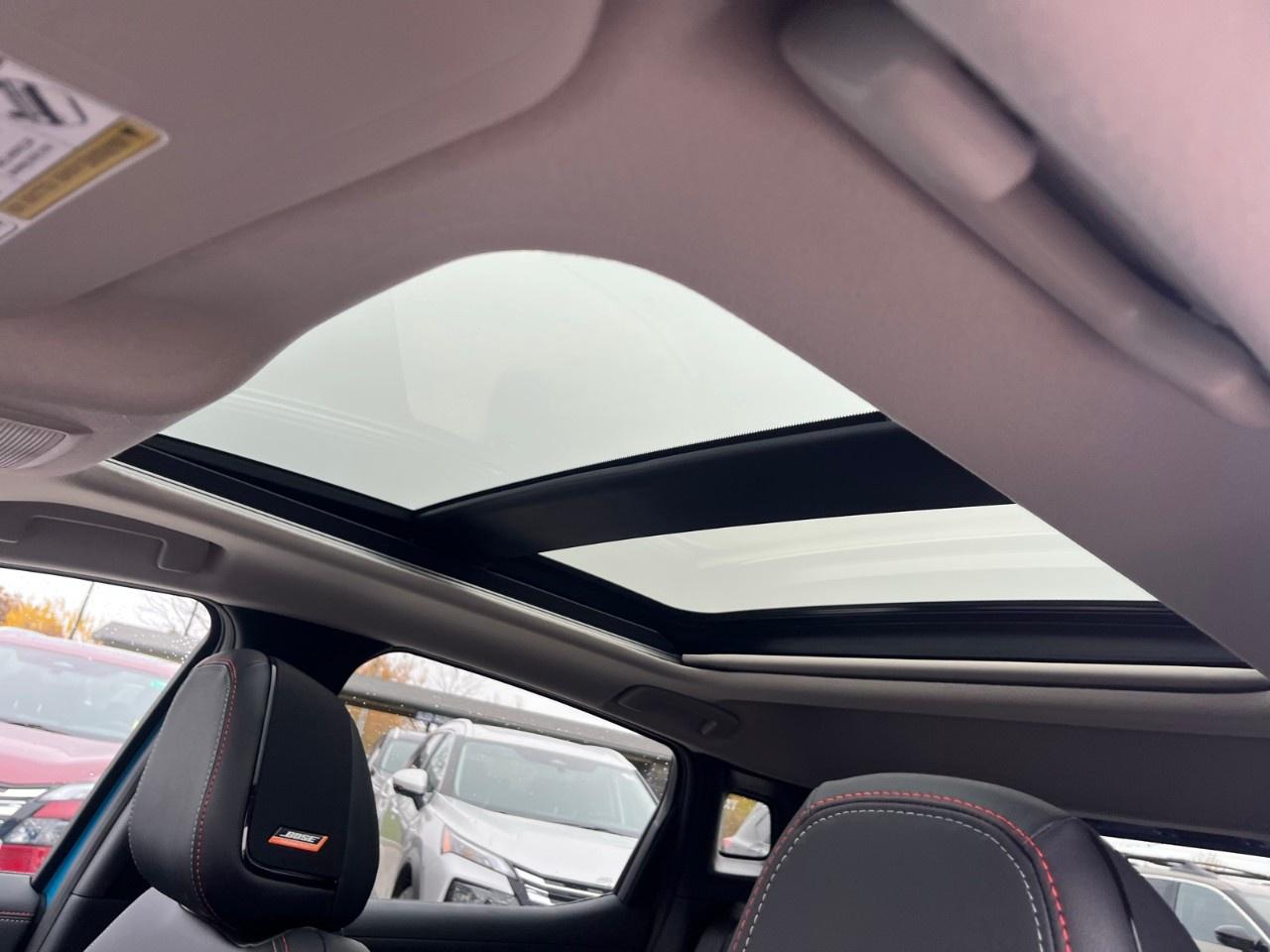 2026 Nissan Kicks SR AWD Photo