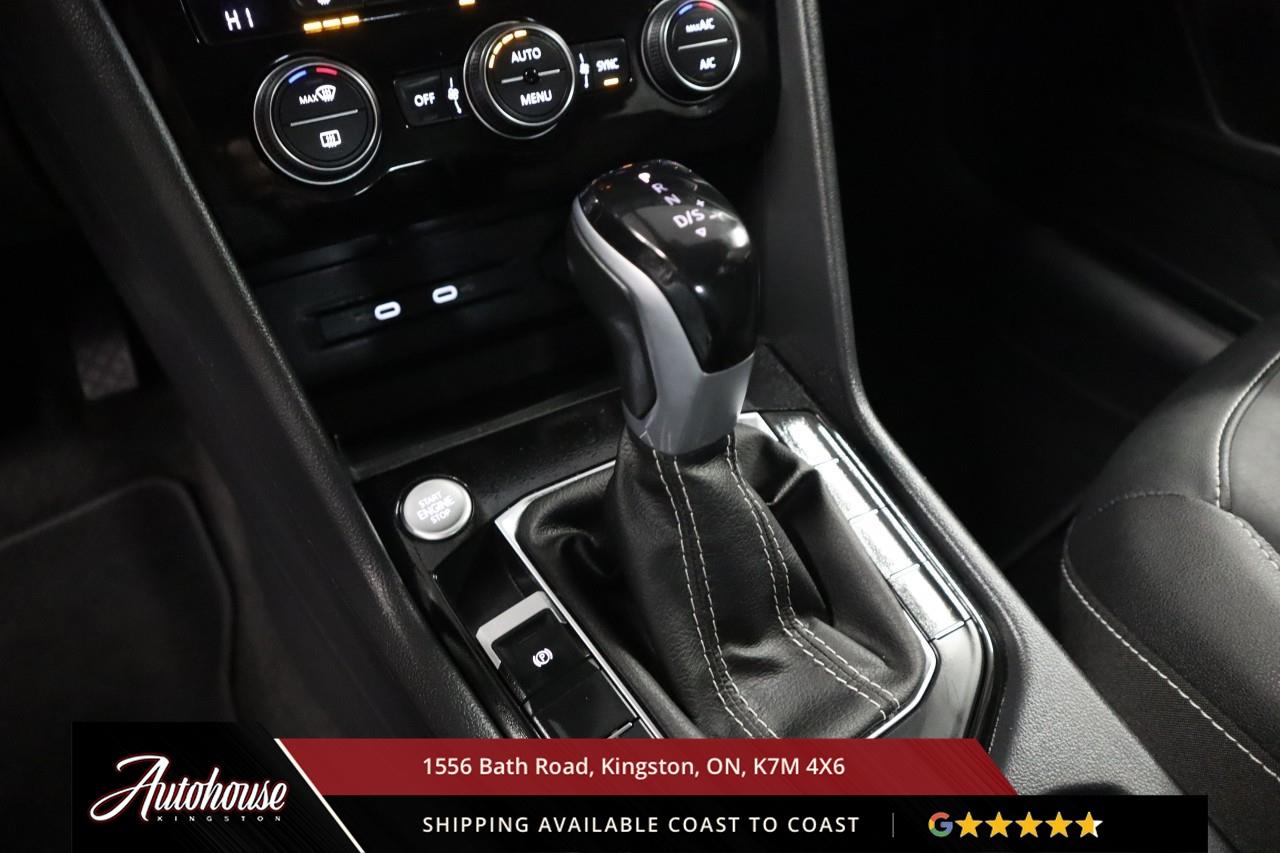 2024 Volkswagen Taos Comfortline REMOTE START - PANORAMIC MOONROOF Photo