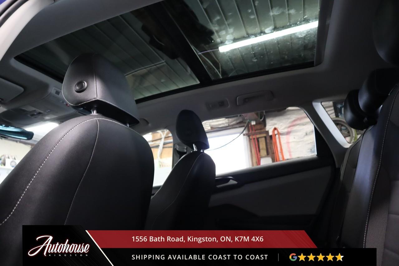 2024 Volkswagen Taos Comfortline REMOTE START - PANORAMIC MOONROOF Photo
