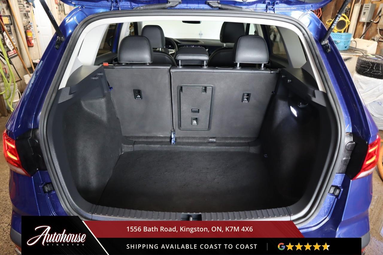 2024 Volkswagen Taos Comfortline REMOTE START - PANORAMIC MOONROOF Photo