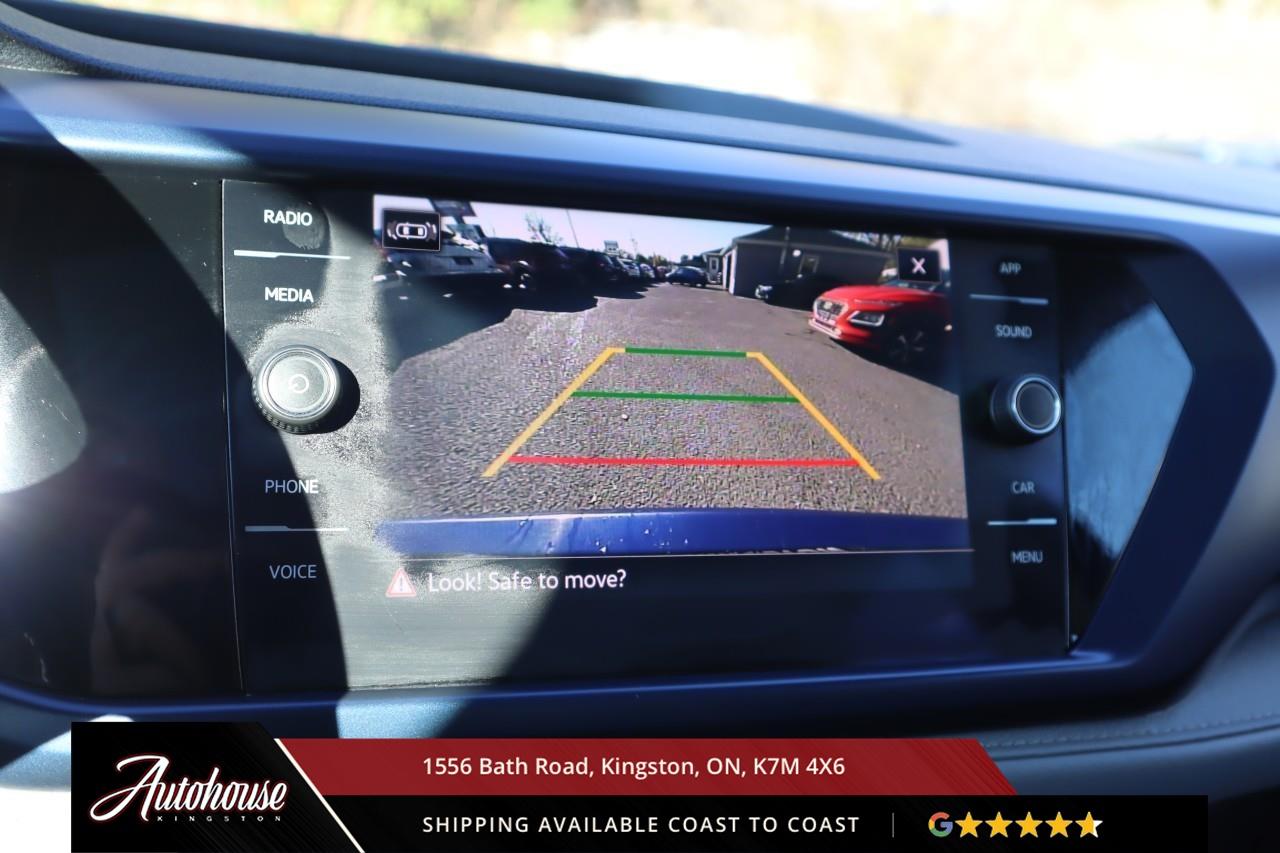 2024 Volkswagen Taos Comfortline REMOTE START - PANORAMIC MOONROOF Photo