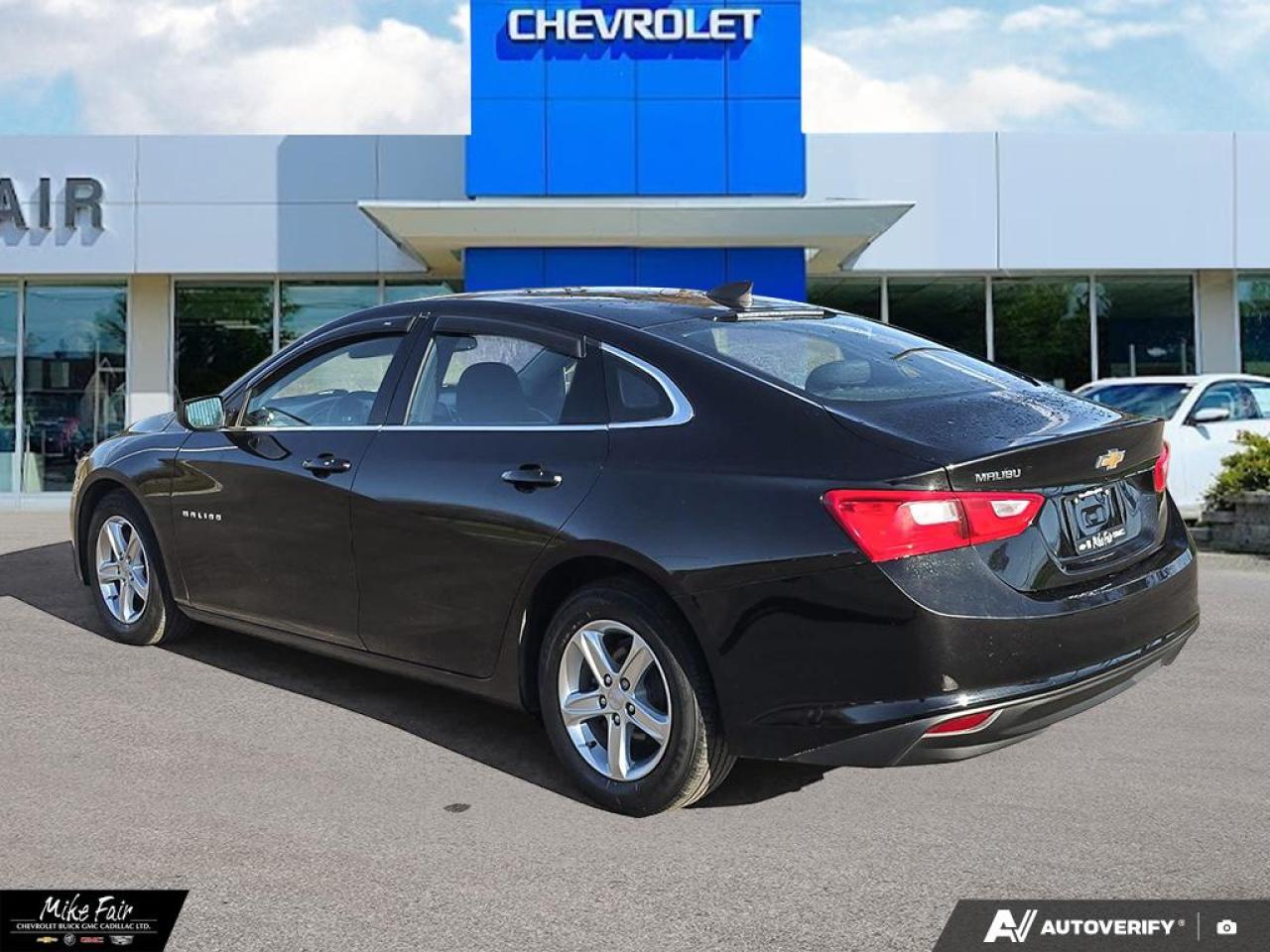 2020 Chevrolet Malibu 1LS remote start,rear vision camera,cruise control,6 speaker system Photo3