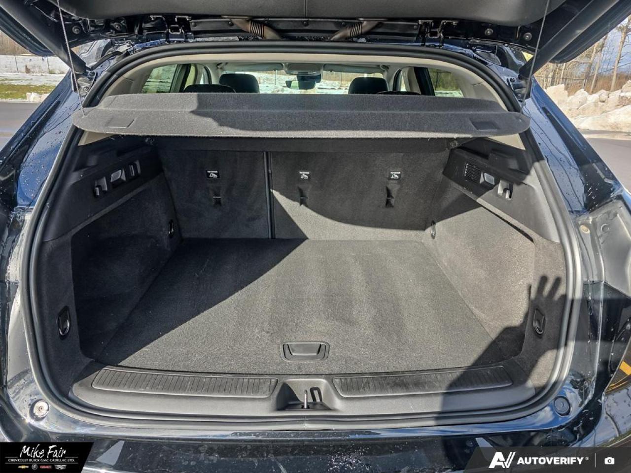 2022 Buick Envision Avenir Leather Seats, Heated Steering wheel, BOSE premium Auto, wireless apple CarPlay/ Android Auto Photo