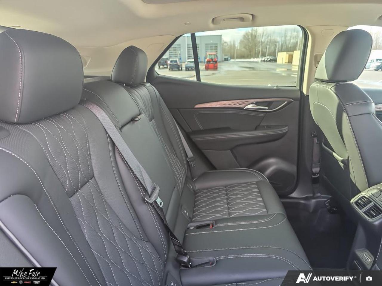 2022 Buick Envision Avenir Leather Seats, Heated Steering wheel, BOSE premium Auto, wireless apple CarPlay/ Android Auto Photo