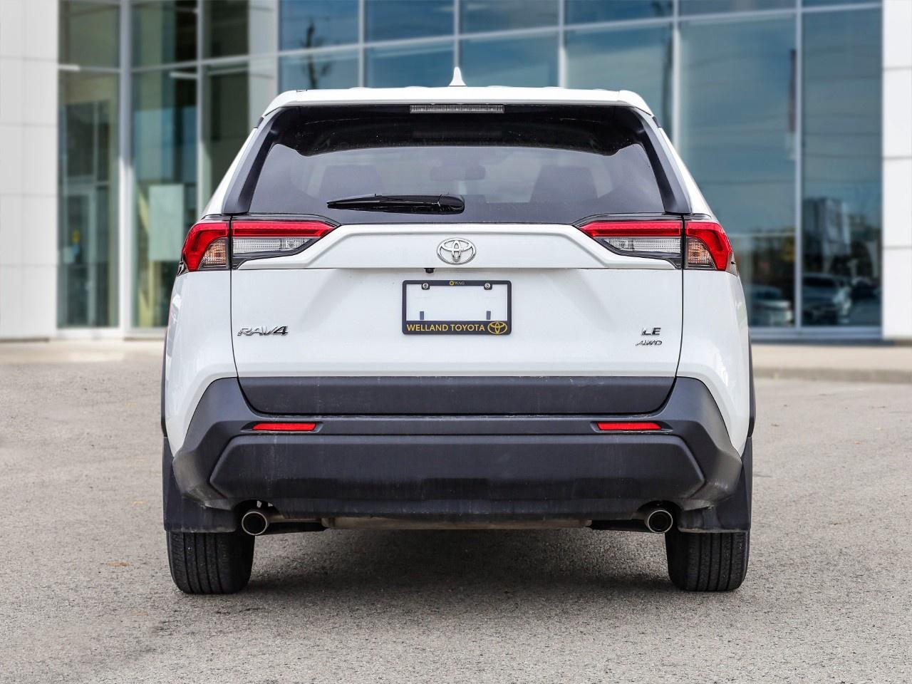 2024 Toyota RAV4 LE Photo