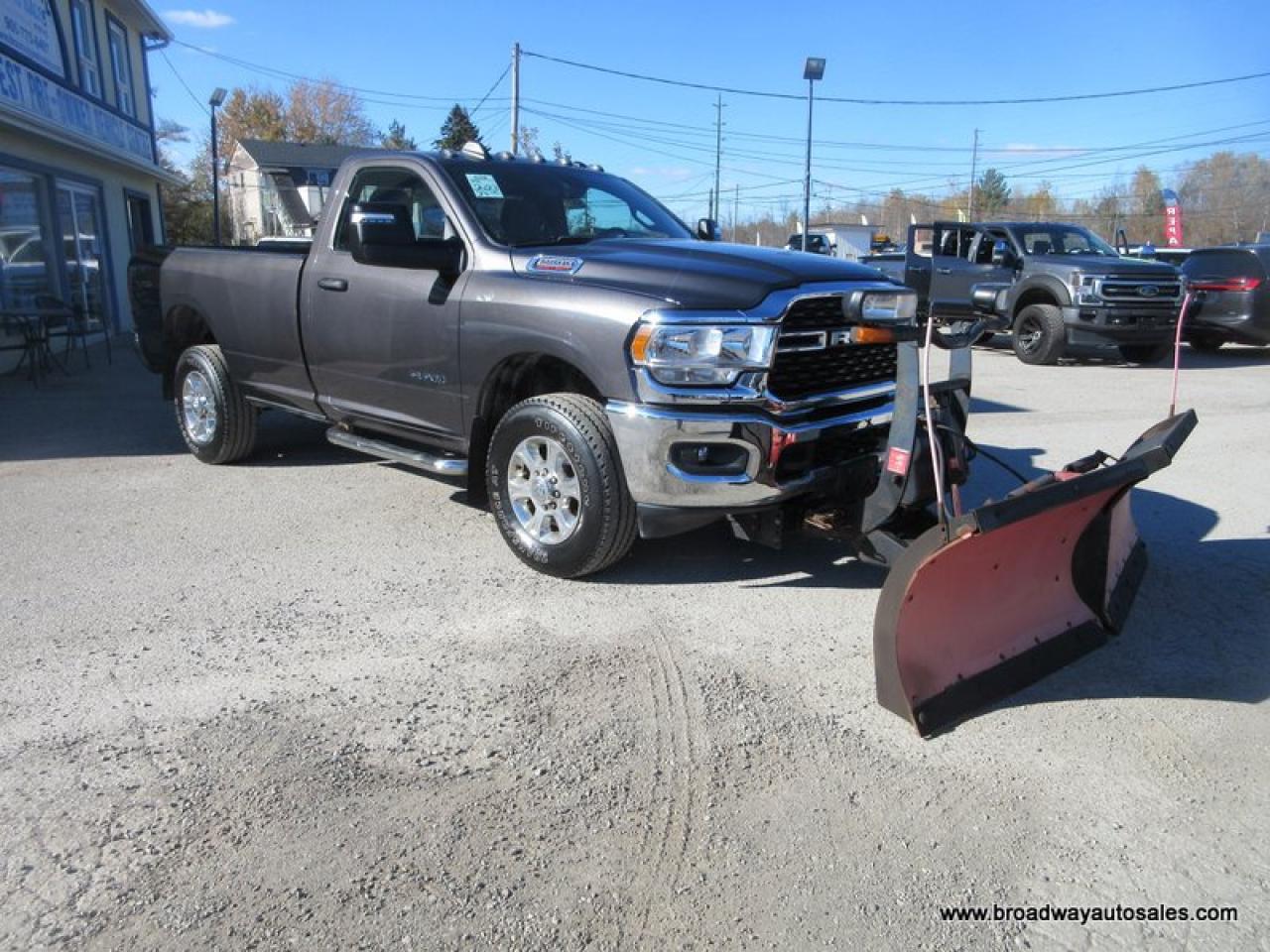2023 RAM 2500 3/4 TON BIG-HORN-MODEL 3 PASSENGER 6.4L - V8.. 4X4.. REGULAR-CAB.. 8-FOOT-BOX.. BOSS-V-PLOW.. BACK-UP CAMERA.. HEATED SEATS & WHEEL.. Photo4