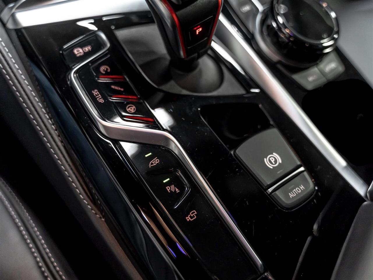 2020 BMW M5 PREMIUM PKG|M CERAMICS|M SPORT EXHAUST|DRIVE ASSIST PLUS Photo