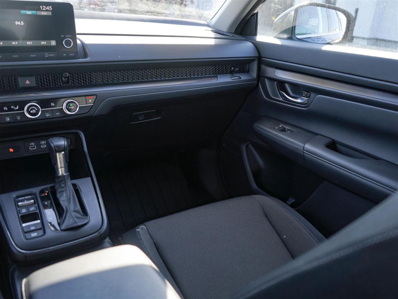 2025 Honda CR-V LX AWD | 1 OWNER | NO ACCIDENTS | HONDA SERVICED Photo