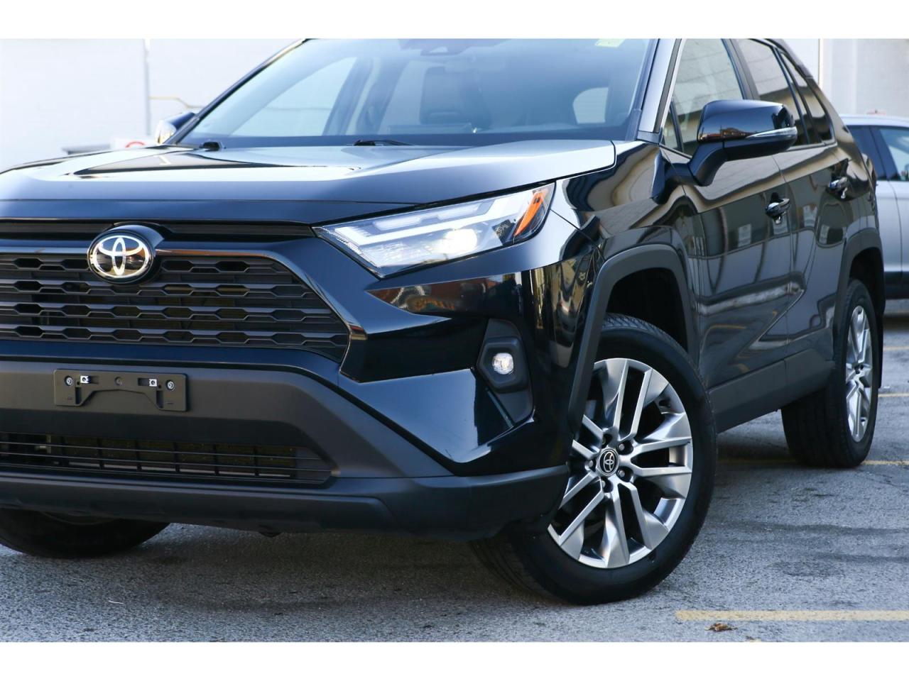 2022 Toyota RAV4 XLE AWD Premium | Leather | Navigation |19" Wheels | Collision Warning Photo