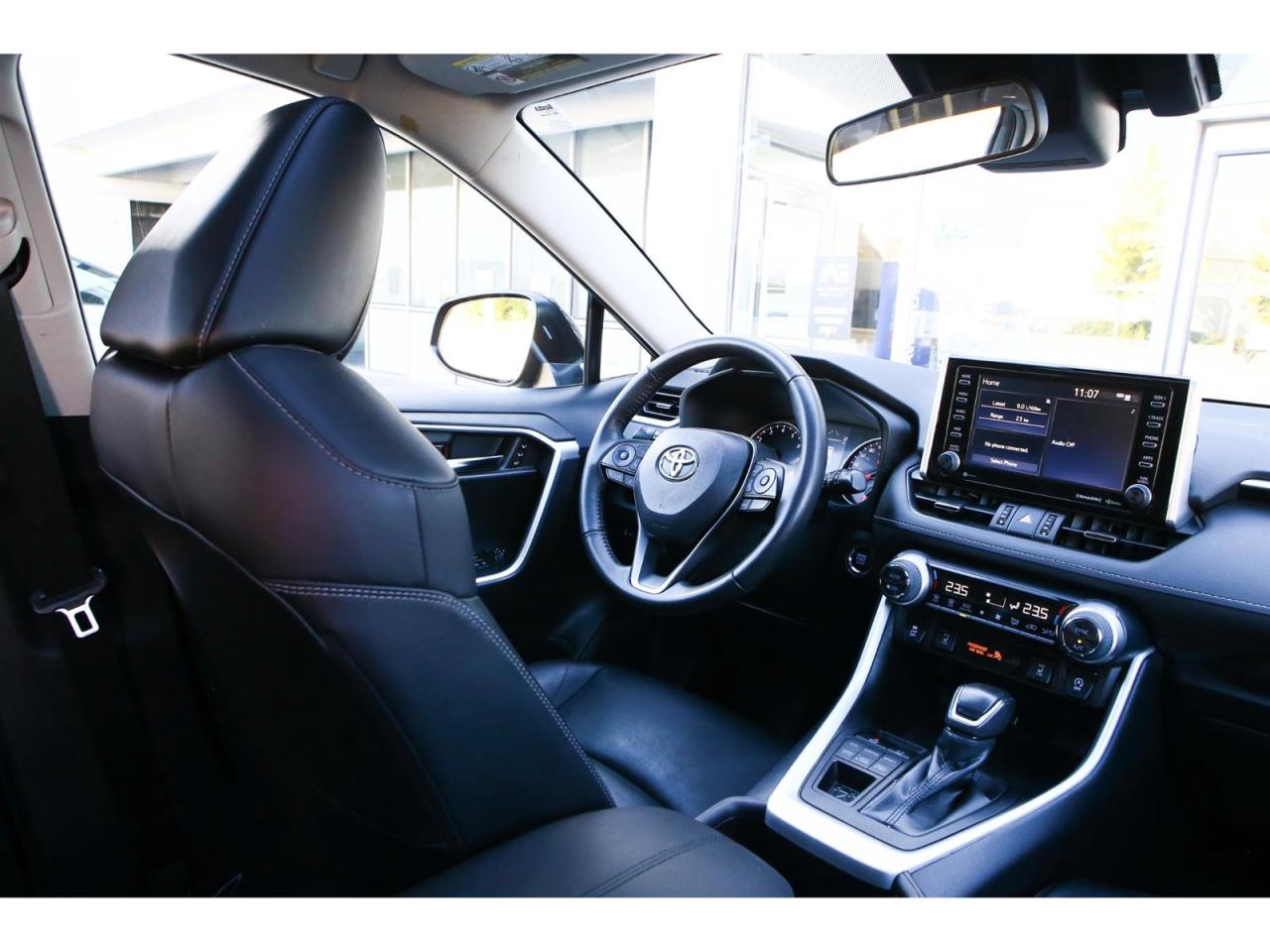 2022 Toyota RAV4 XLE AWD Premium | Leather | Navigation |19" Wheels | Collision Warning Photo