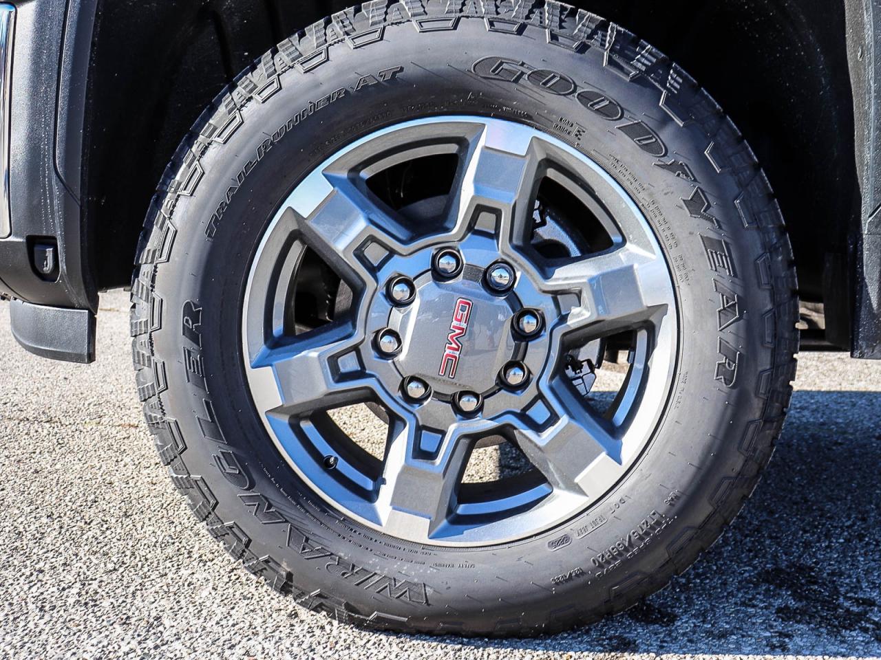 2026 GMC Sierra 2500 HD SLT Photo