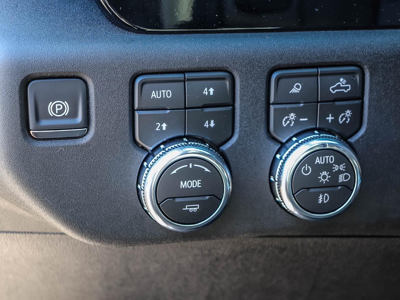 2026 GMC Sierra 2500 HD SLT Photo