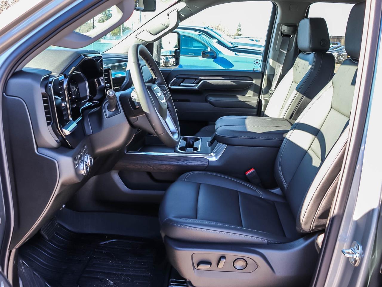 2026 GMC Sierra 2500 HD SLT Photo