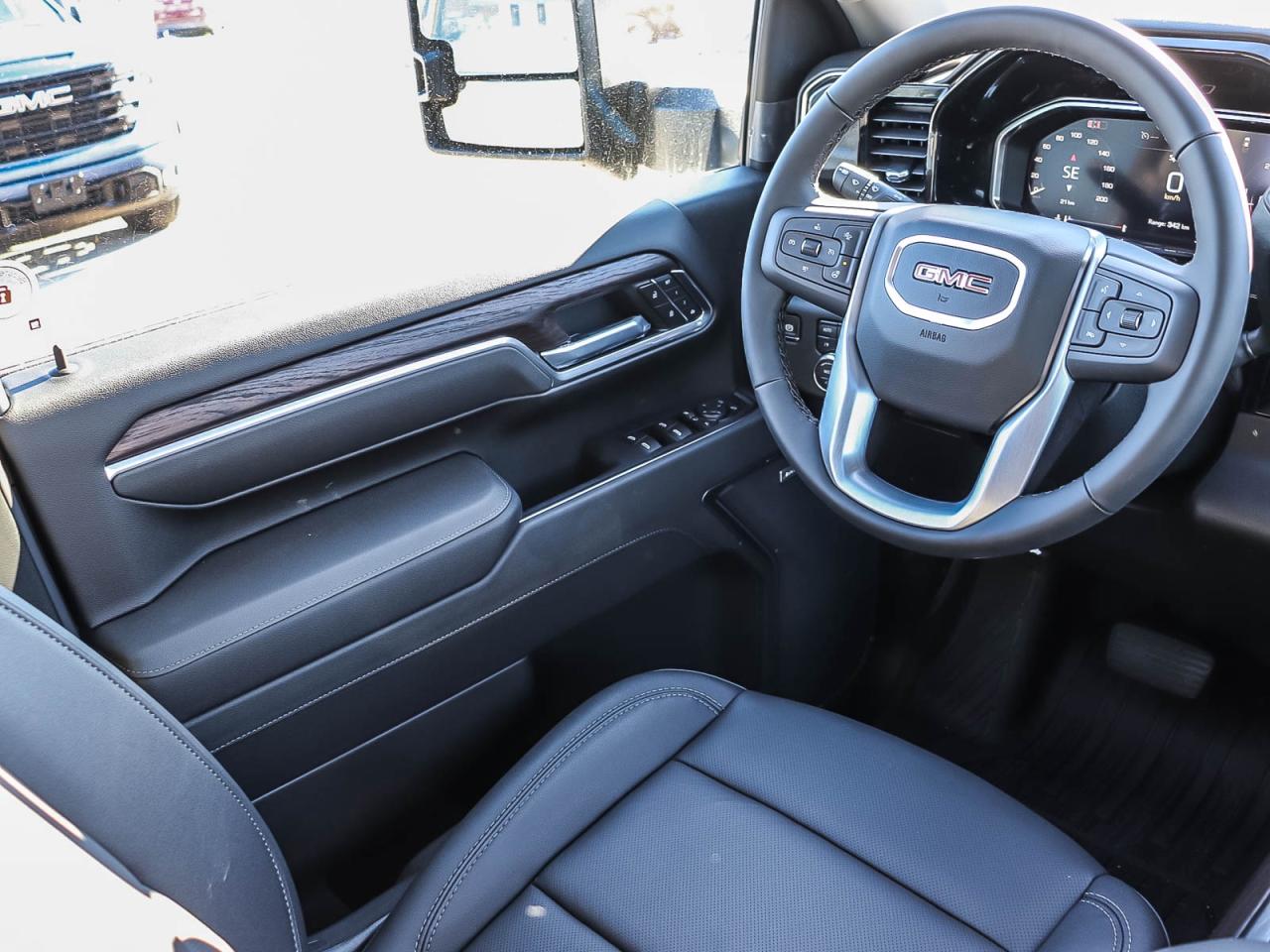 2026 GMC Sierra 2500 HD SLT Photo