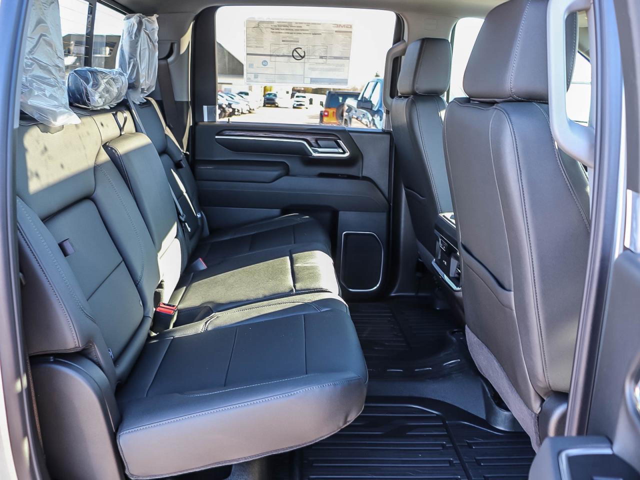 2026 GMC Sierra 2500 HD SLT Photo