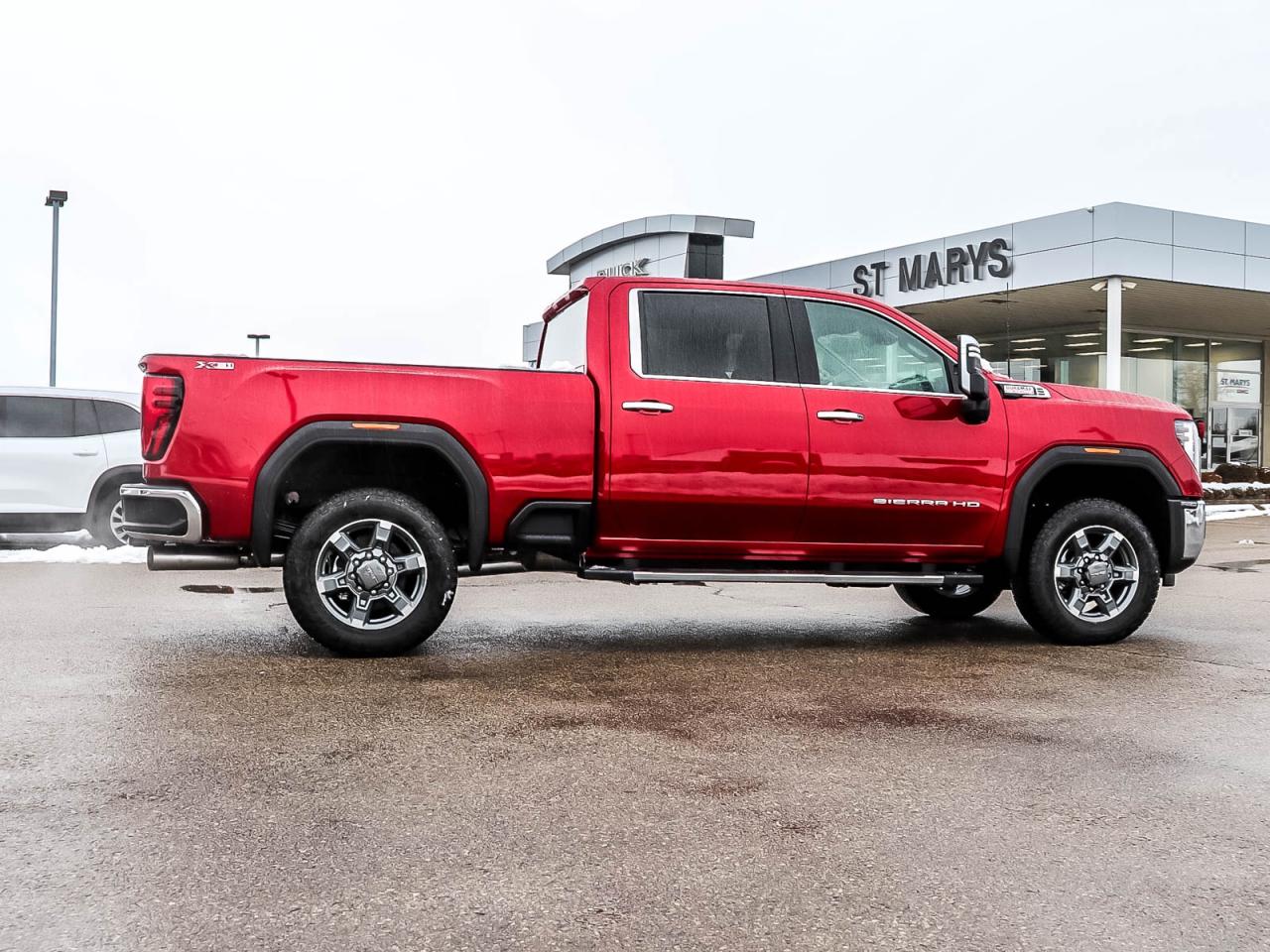 2026 GMC Sierra 2500 HD SLT Photo2