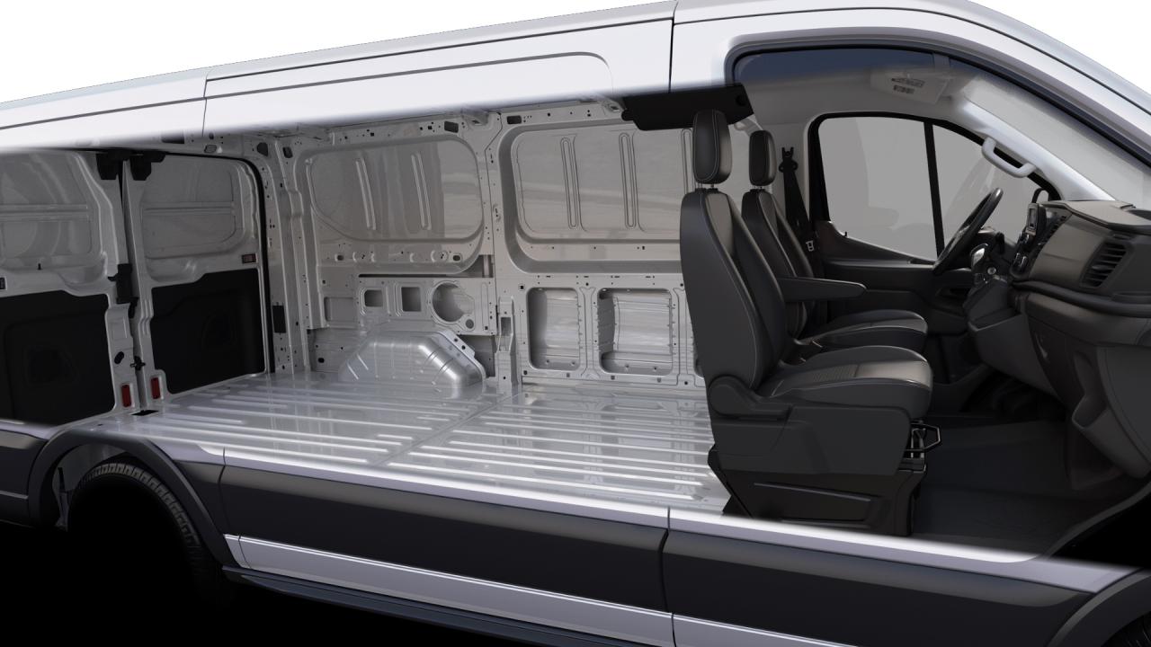 2024 Ford Transit Cargo Van Photo5