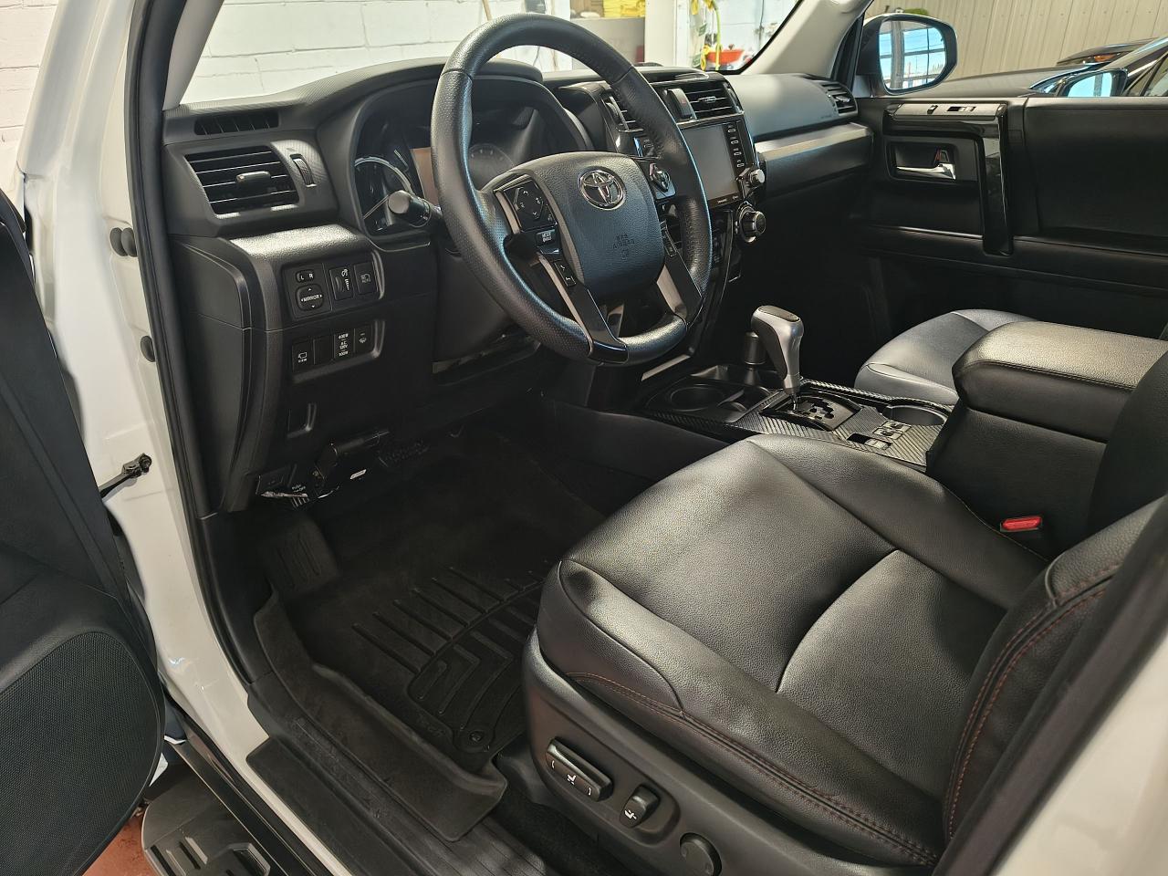 2022 Toyota 4Runner  Photo0