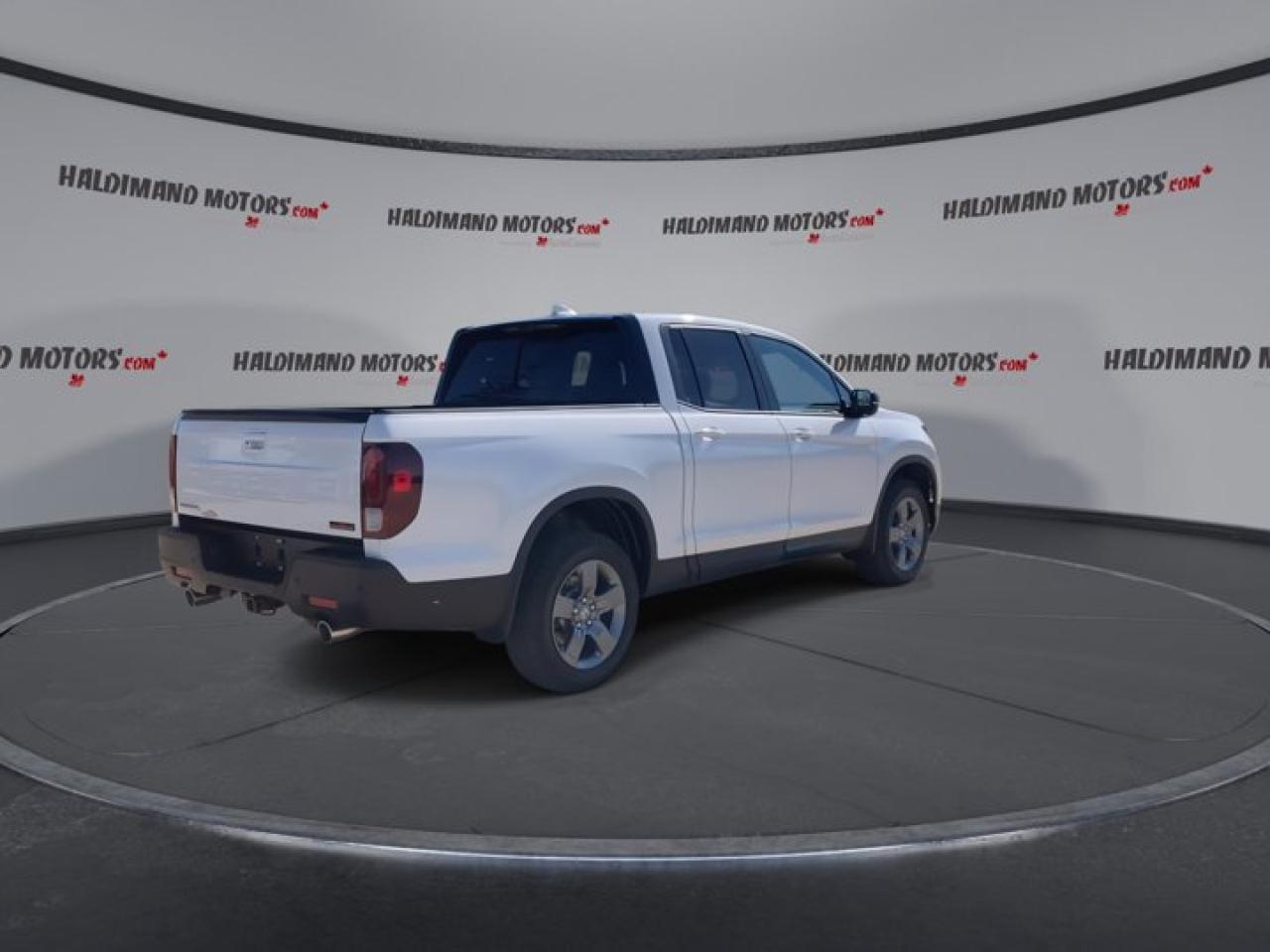 2025 Honda Ridgeline TrailSport Crew AWD | Remote Start | Leather Seats | Heated Seats Photo