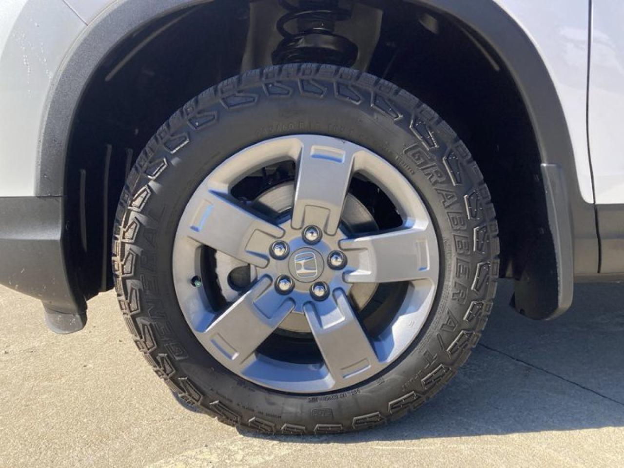 2025 Honda Ridgeline TrailSport Crew AWD | Remote Start | Leather Seats | Heated Seats Photo