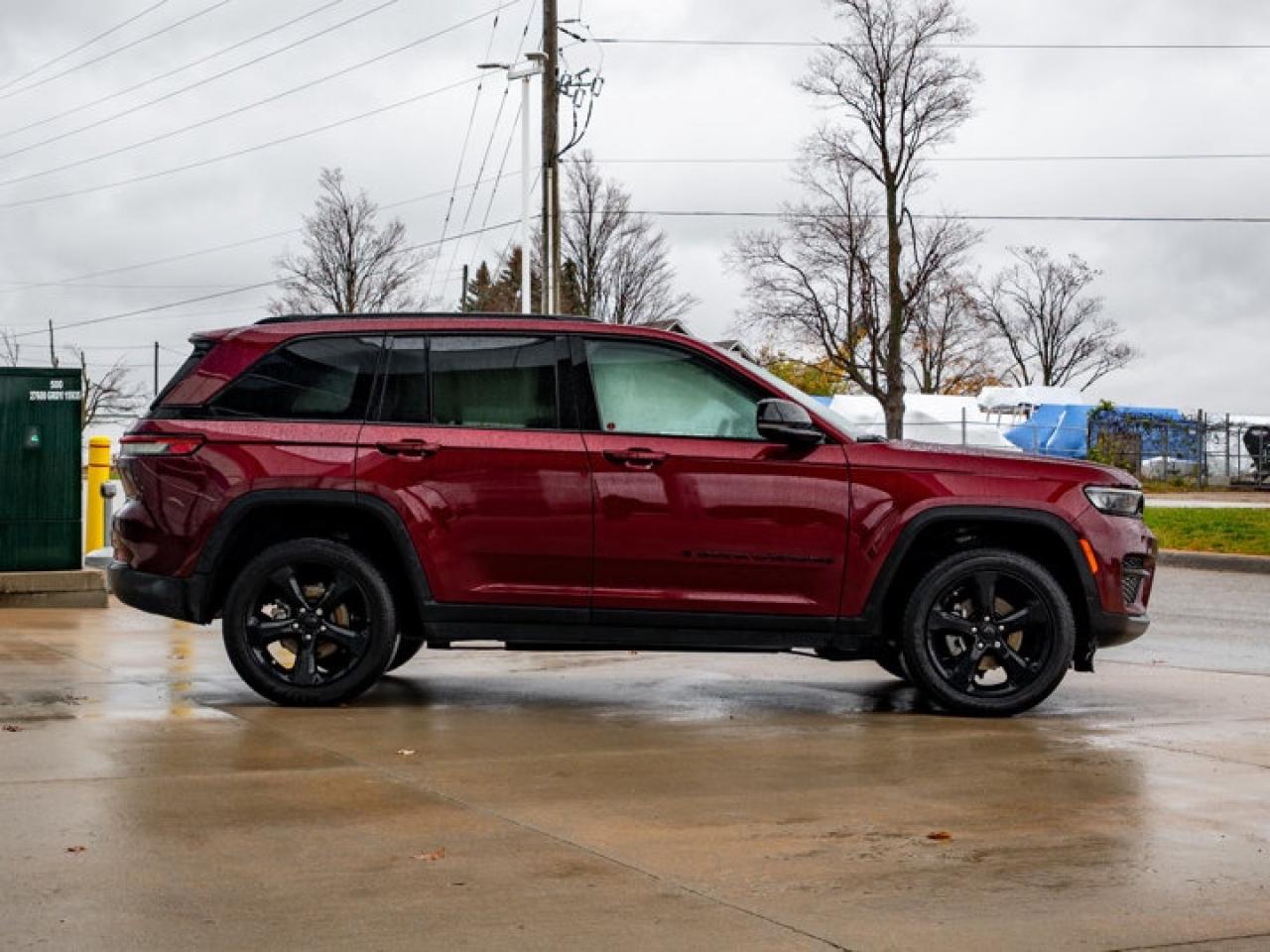 2025 Jeep Grand Cherokee Altitude Photo