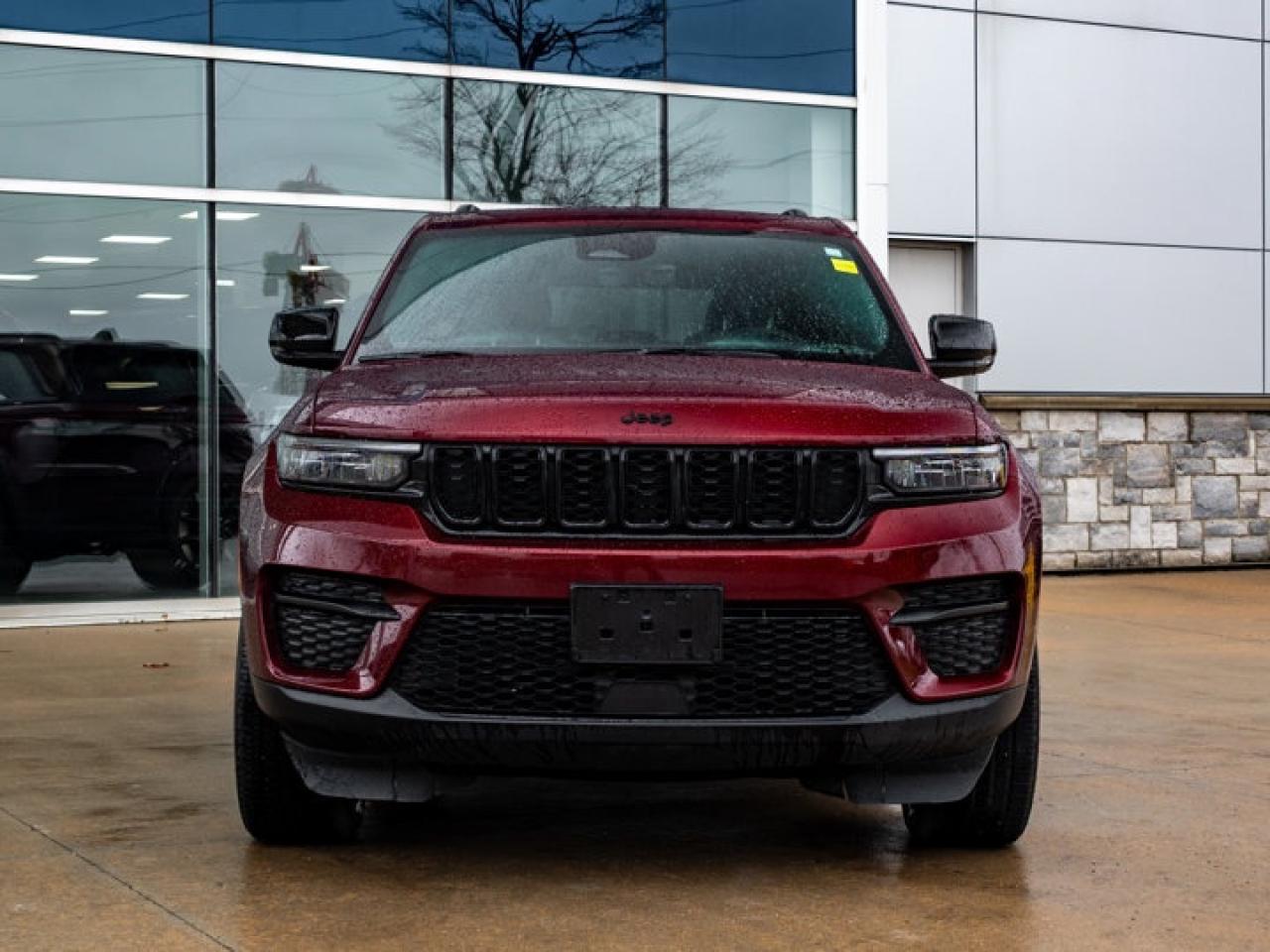 2025 Jeep Grand Cherokee Altitude Photo