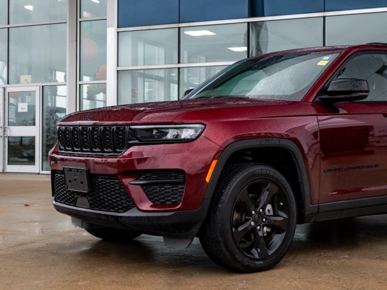 2025 Jeep Grand Cherokee Altitude Photo