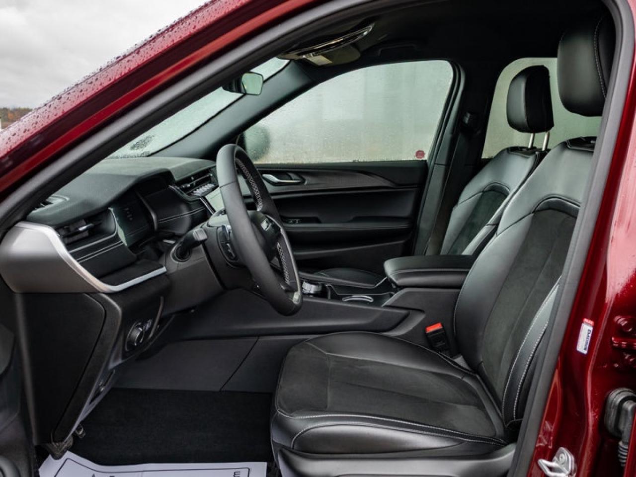 2025 Jeep Grand Cherokee Altitude Photo