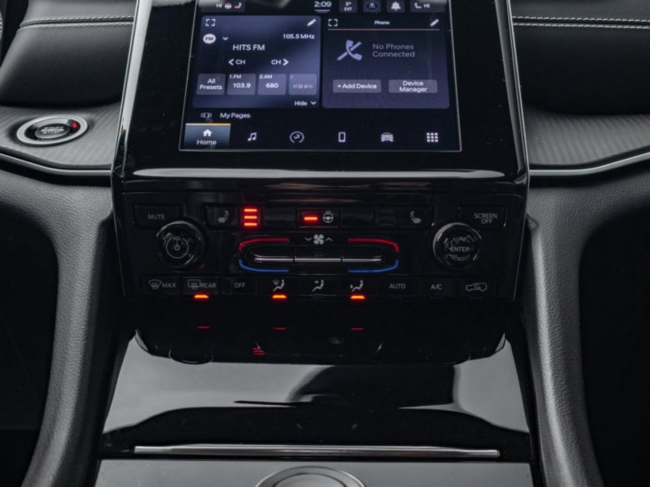 2025 Jeep Grand Cherokee Altitude Photo