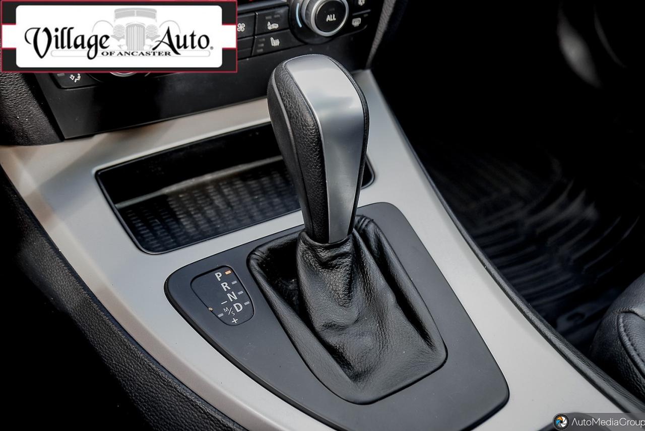 2011 BMW 3 Series 323i - Photo #22