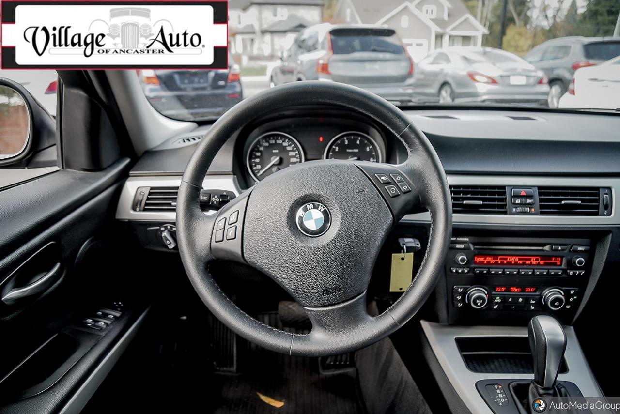 2011 BMW 3 Series 323i - Photo #17