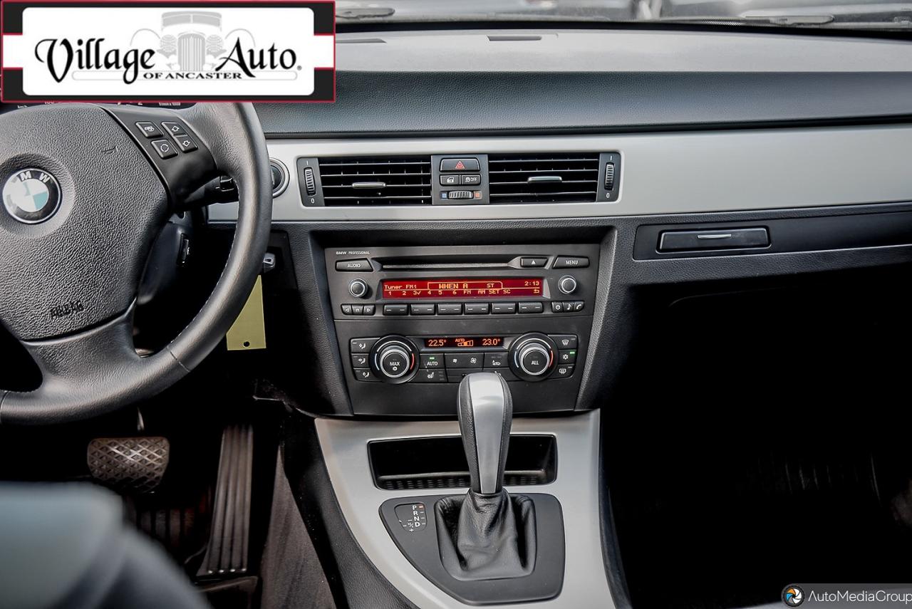 2011 BMW 3 Series 323i - Photo #18