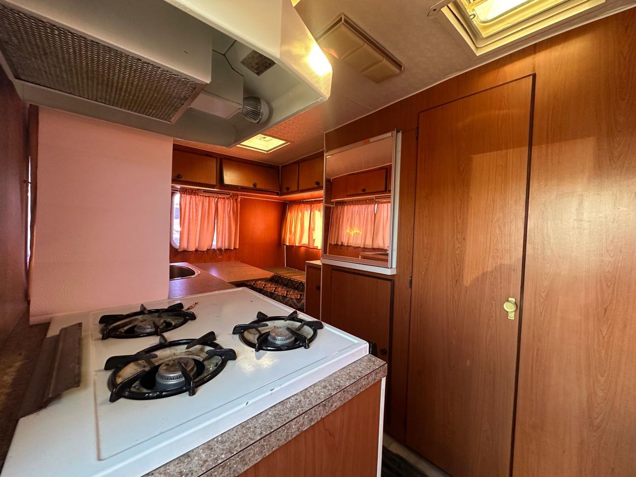 1984 Toyota Tacoma SR5 - Photo #11