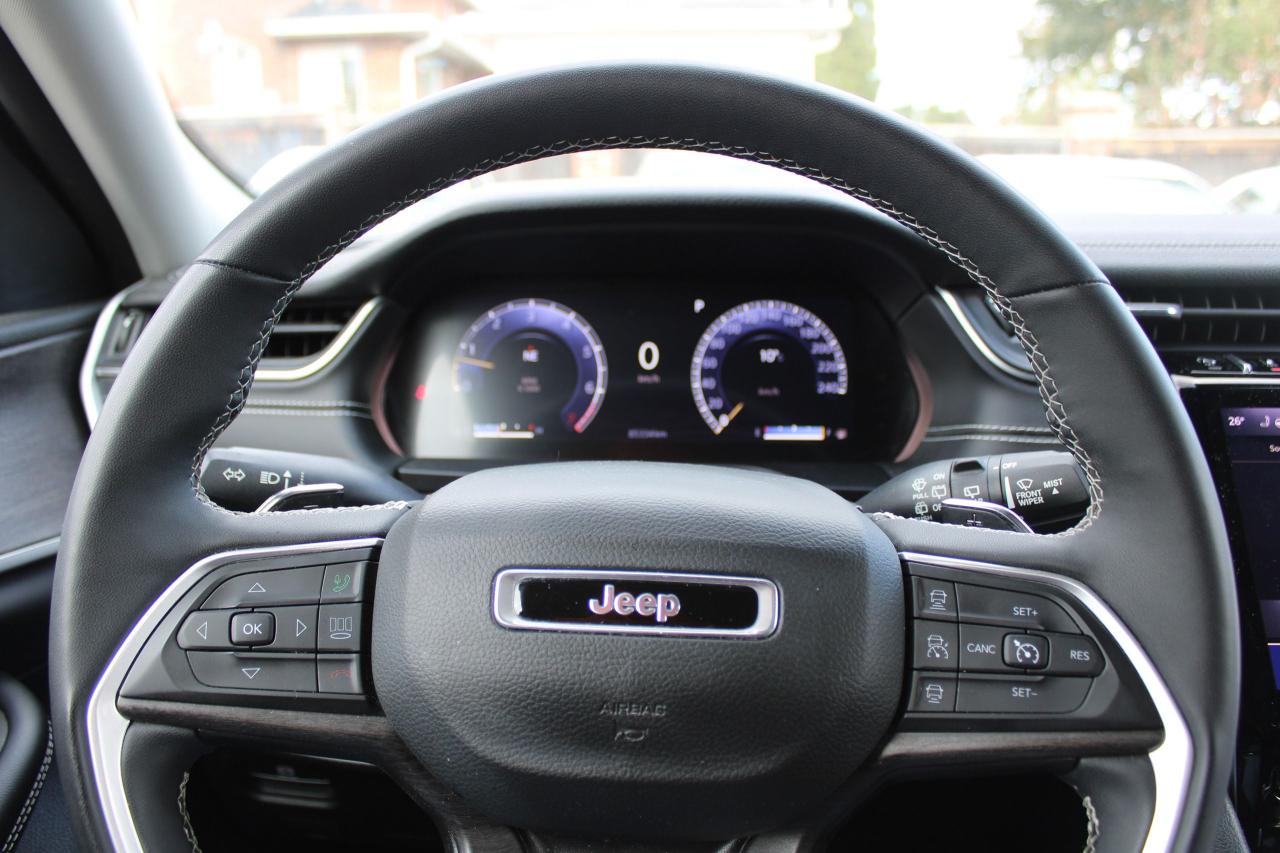 2023 Jeep Grand Cherokee LIMITED 4X4 - Photo #8